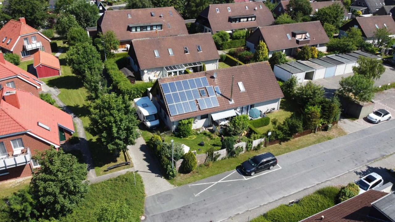Nr 28 - Ferienwohnung Am Yachthafen Harlesiel Luaran gambar