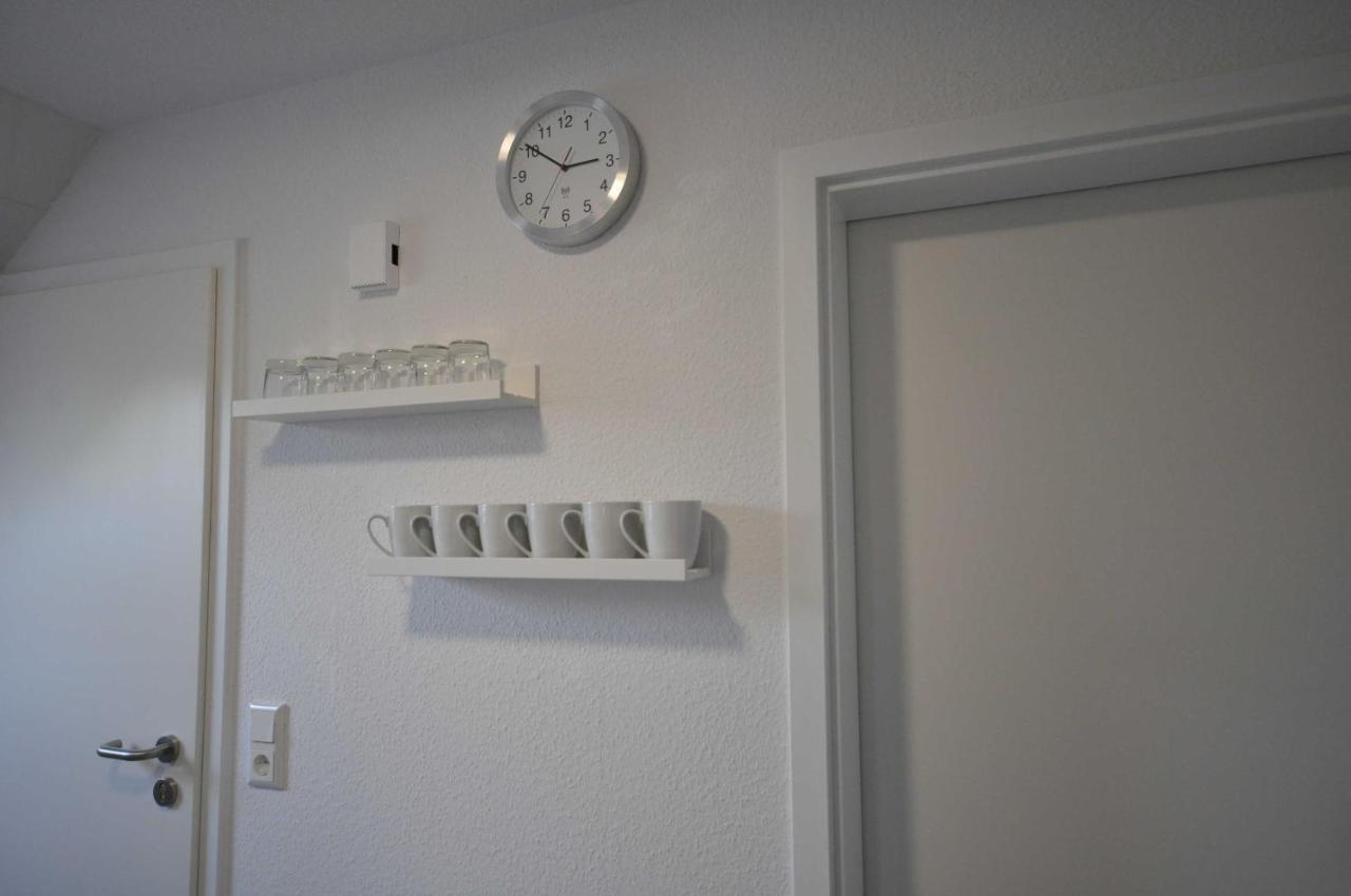 Nr 28 - Ferienwohnung Am Yachthafen Harlesiel Luaran gambar